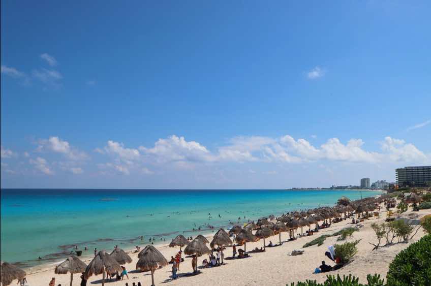 cuales son las mejores playas publicas de cancun? playa delfines